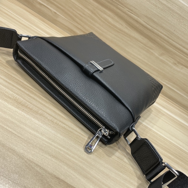 スーパーコピーブランドバッグ側面デザイン